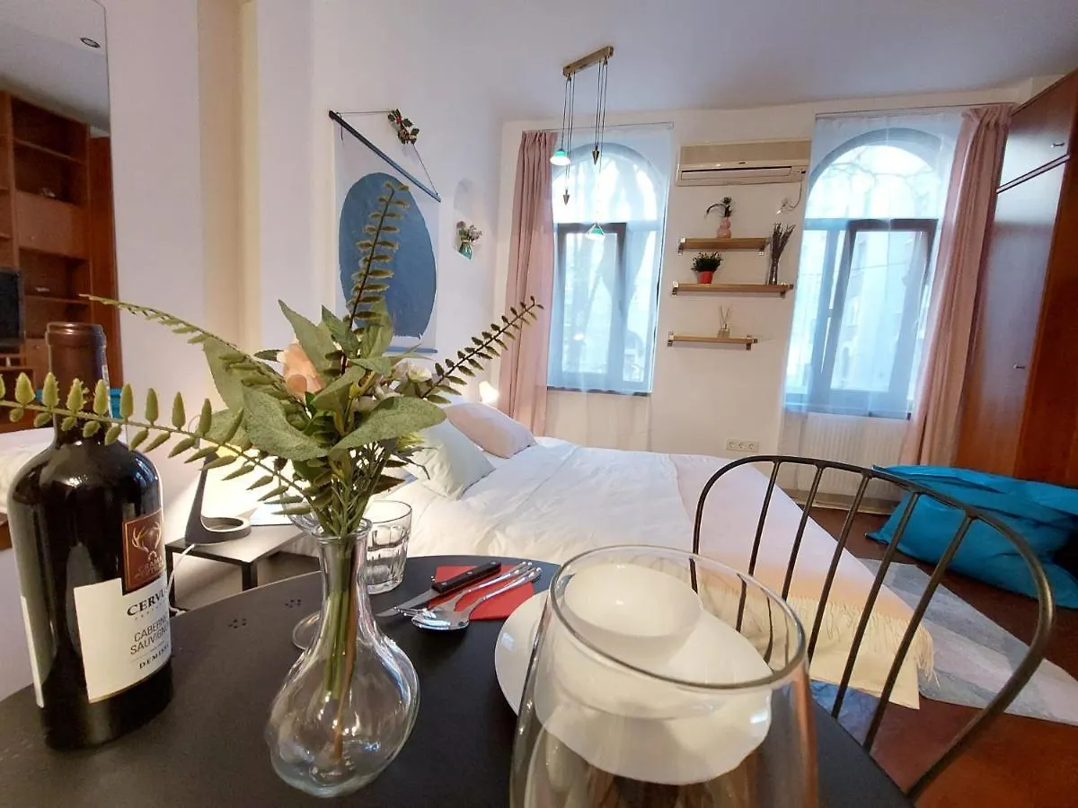 Sweet Dreams Suites Cosy Studio Piata Romana Bukarest